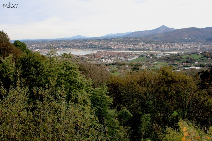 Vista de la Bahía de Txingudi en Hondarribia, Guipúzcoa #AdQqV